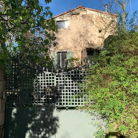 Дом отдыха Le Moulin De Mirande *